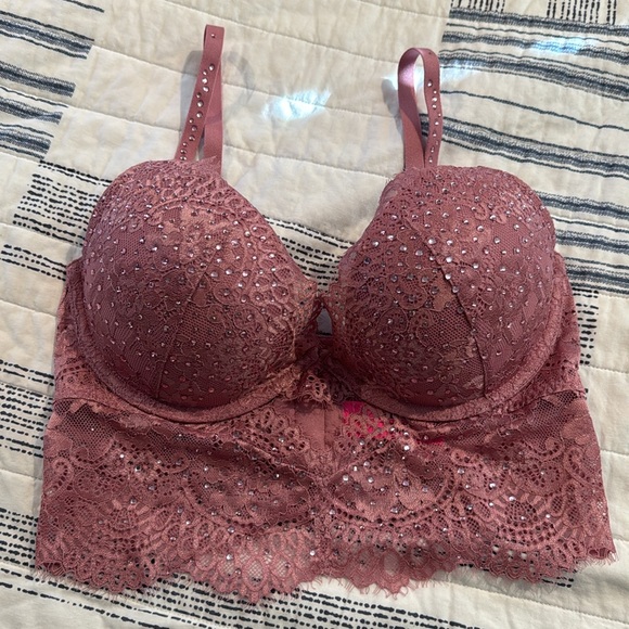 SOLD SOLD SOLD - Picture 2 of 4